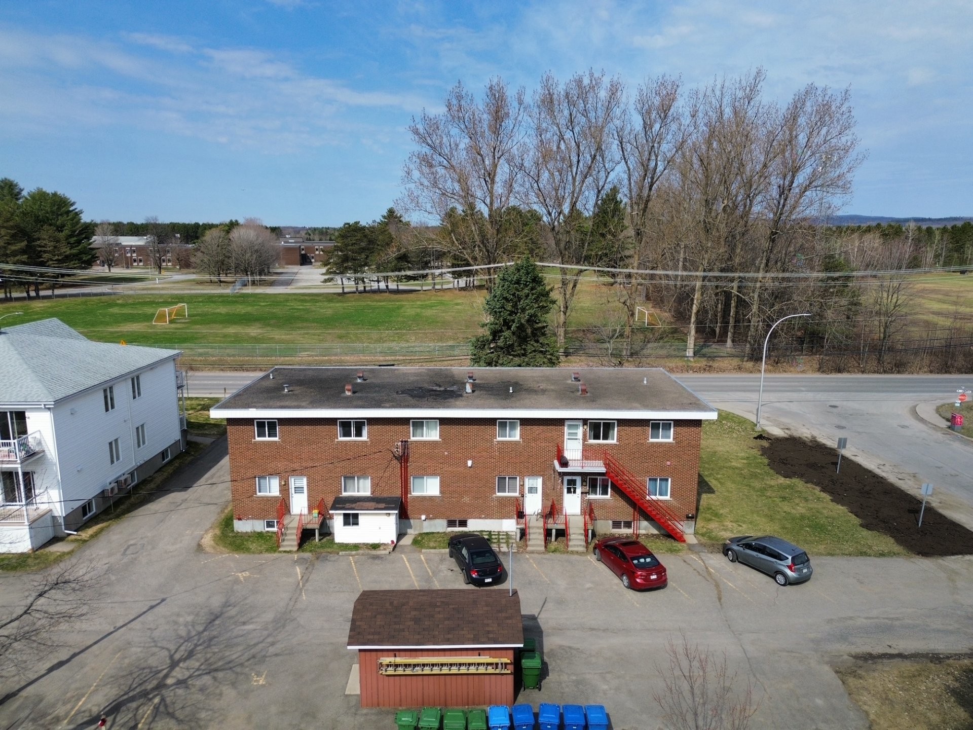 









433


Av. d'Argenteuil

,
Lachute,




QC
J8H1W9

