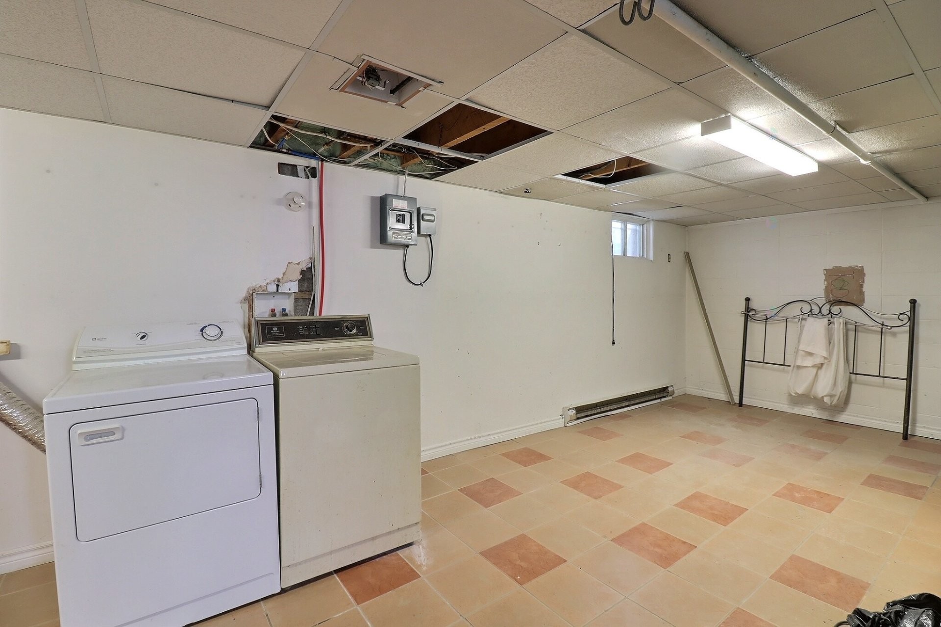 









2360


Rue Brassard

,
Saguenay (Jonquière),




QC
G7X5S9


