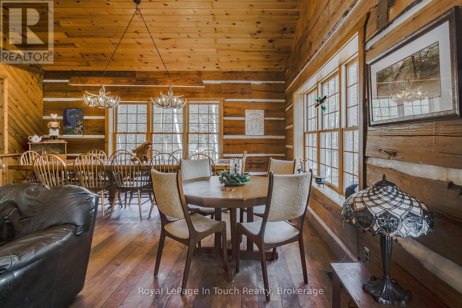 












753 CONCESSION 19 ROAD W

,
Tiny,




Ontario
L9M0H8

