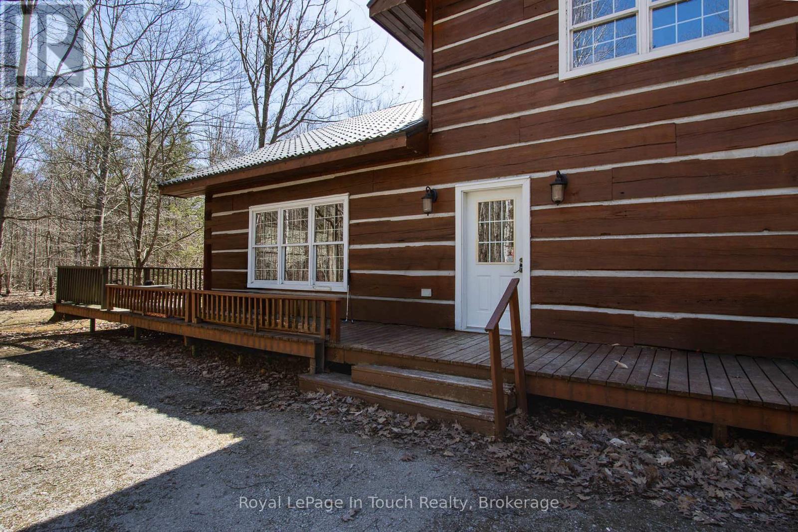 












753 CONCESSION 19 ROAD W

,
Tiny,




Ontario
L9M0H8

