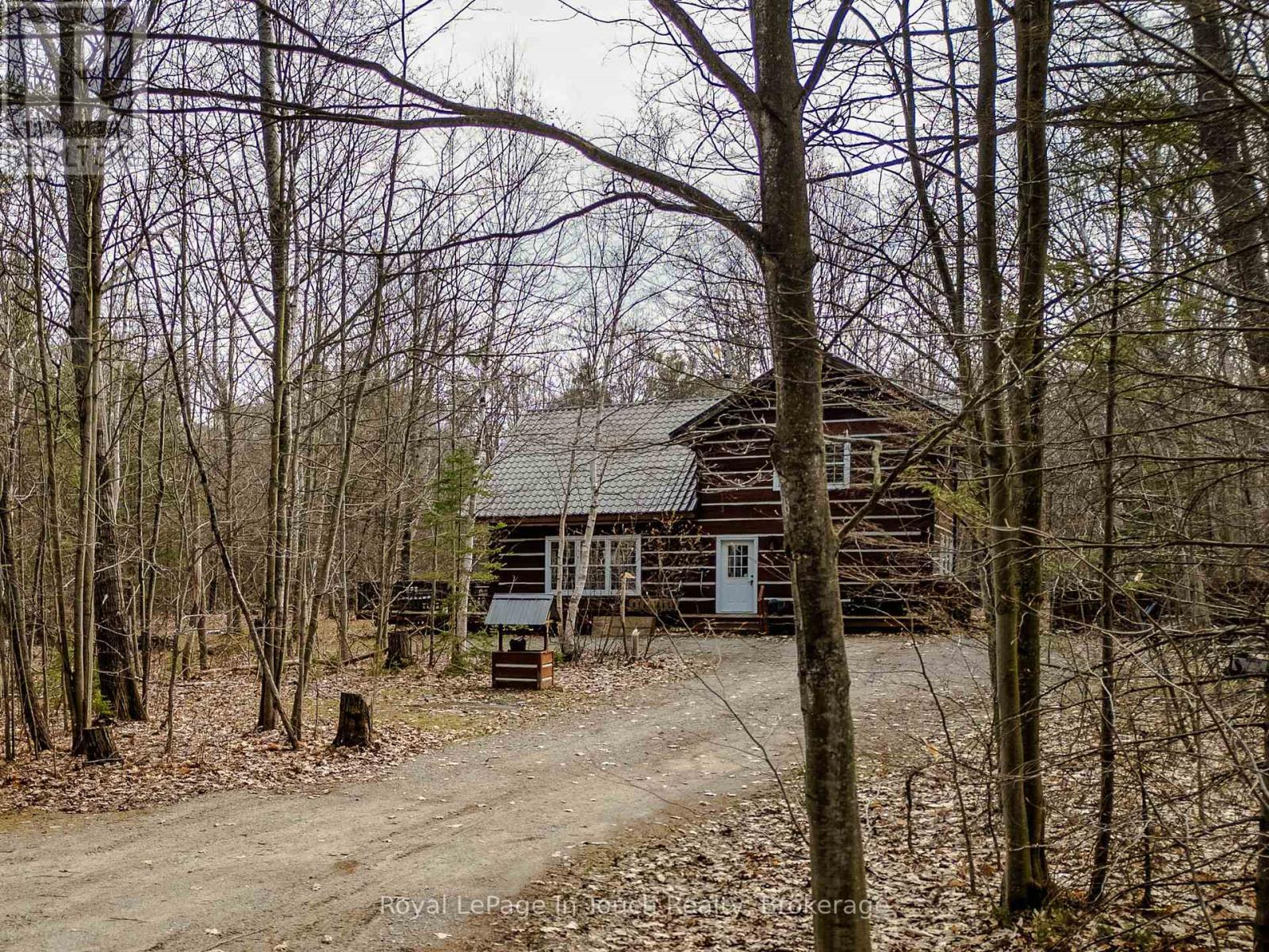 












753 CONCESSION 19 ROAD W

,
Tiny,




Ontario
L9M0H8

