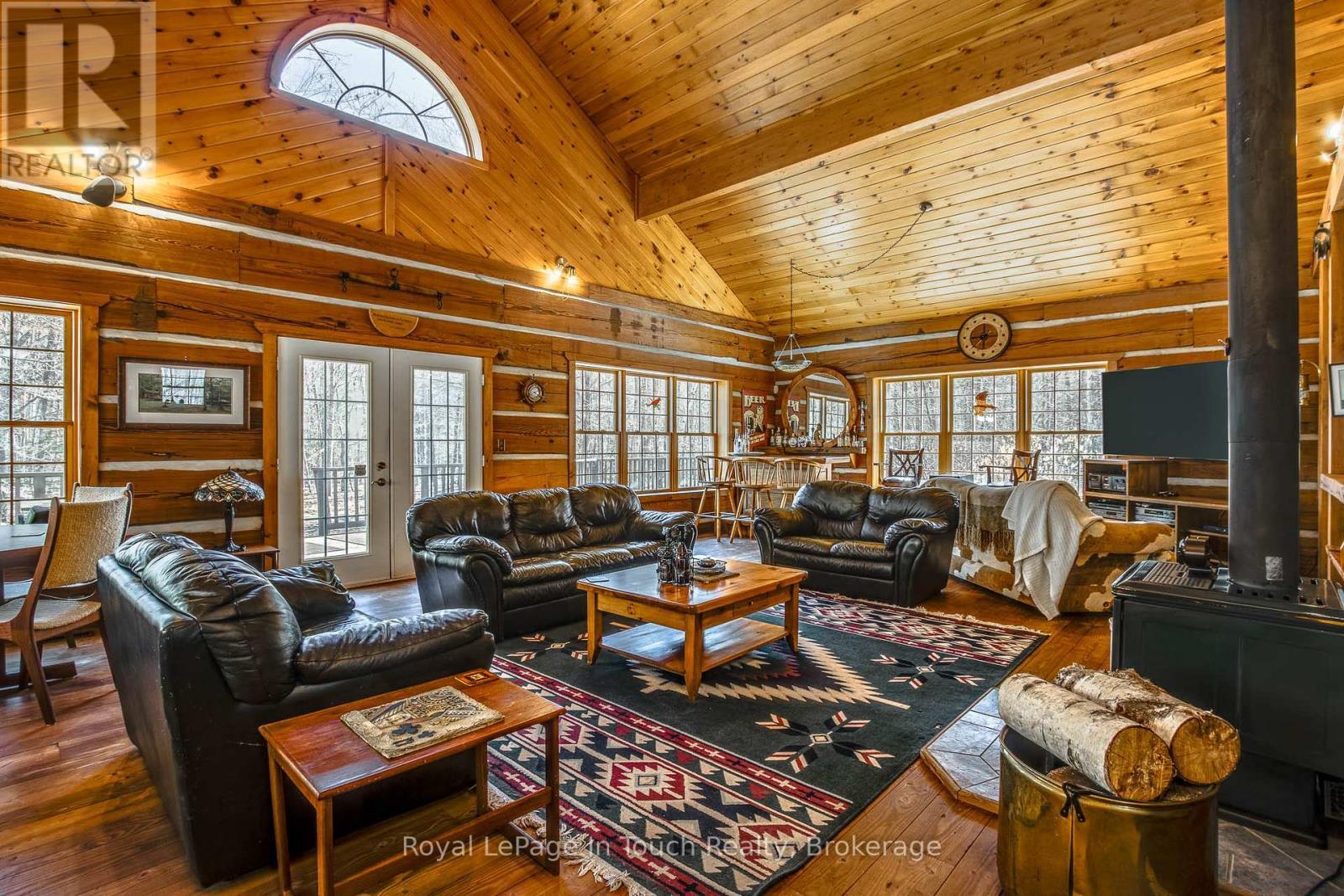 












753 CONCESSION 19 ROAD W

,
Tiny,




Ontario
L9M0H8

