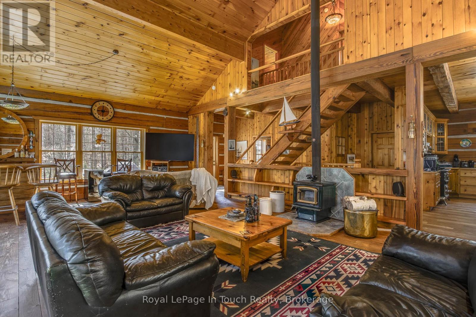 












753 CONCESSION 19 ROAD W

,
Tiny,




Ontario
L9M0H8

