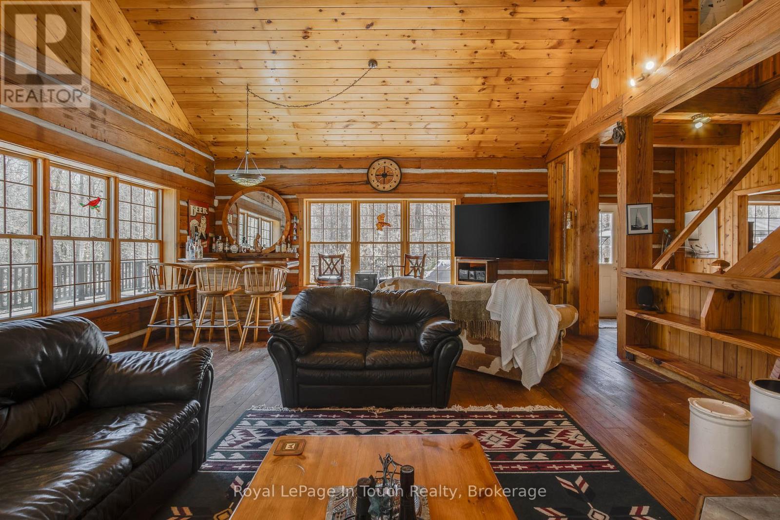 












753 CONCESSION 19 ROAD W

,
Tiny,




Ontario
L9M0H8

