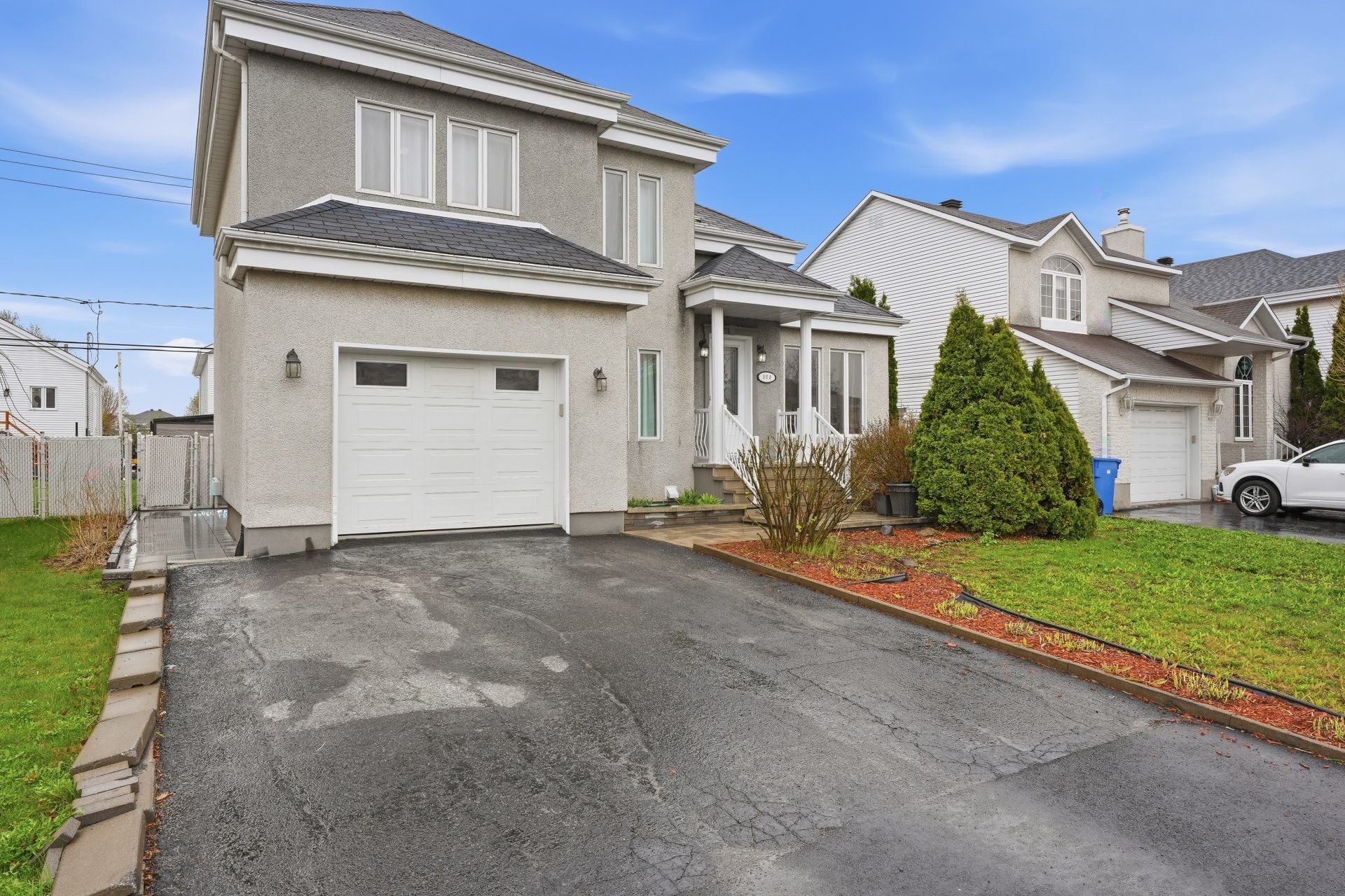 









960


Rue Basile-Routhier

,
Repentigny (Repentigny),




QC
J5Y3V2

