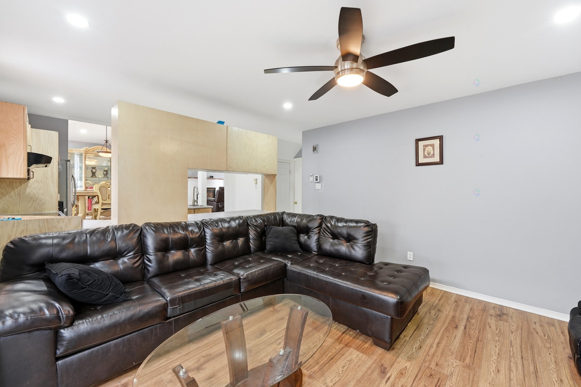









960


Rue Basile-Routhier

,
Repentigny (Repentigny),




QC
J5Y3V2

