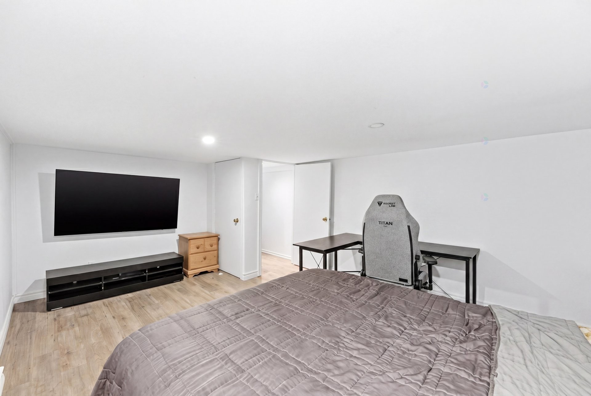









960


Rue Basile-Routhier

,
Repentigny (Repentigny),




QC
J5Y3V2


