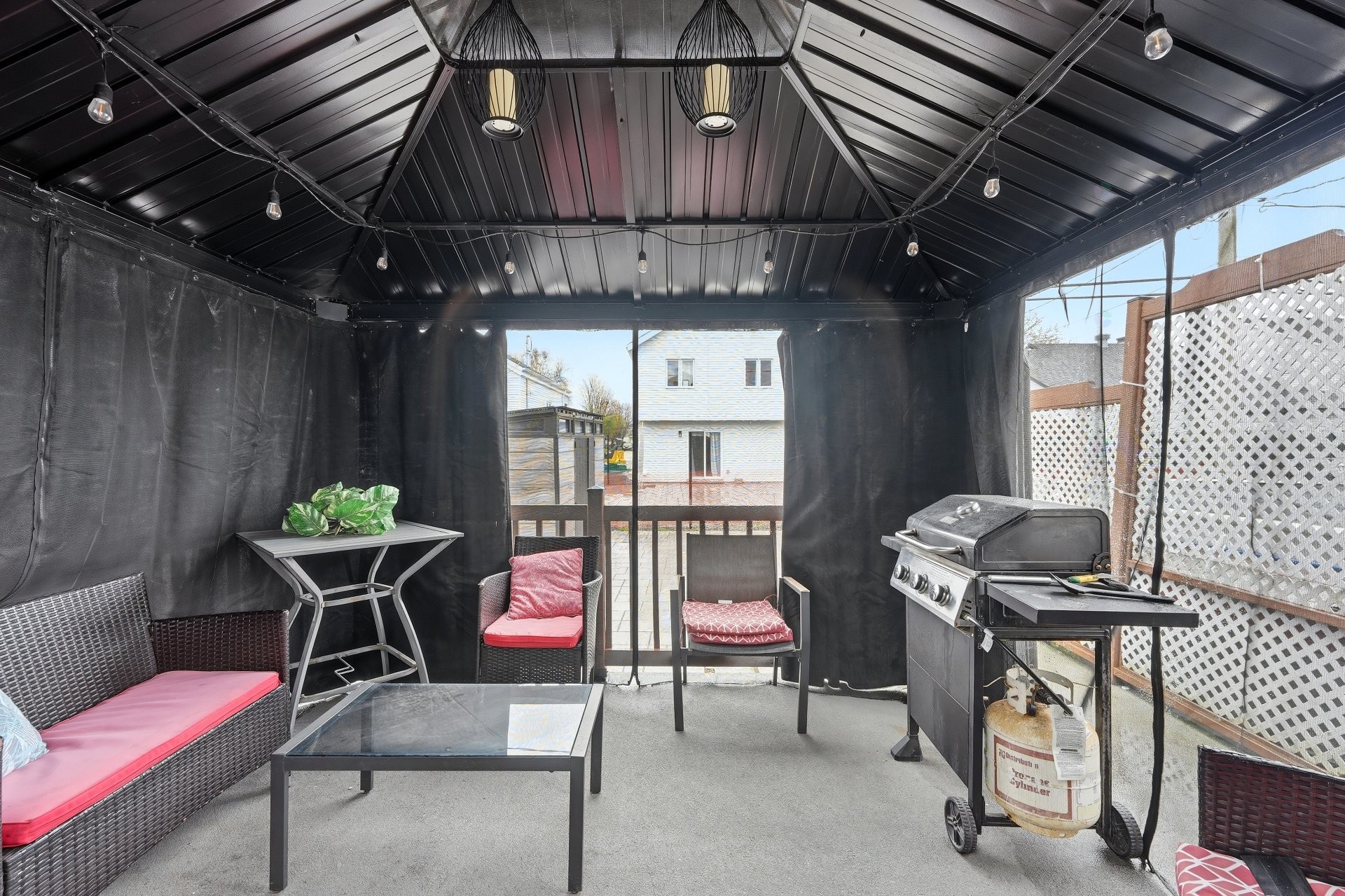 









960


Rue Basile-Routhier

,
Repentigny (Repentigny),




QC
J5Y3V2

