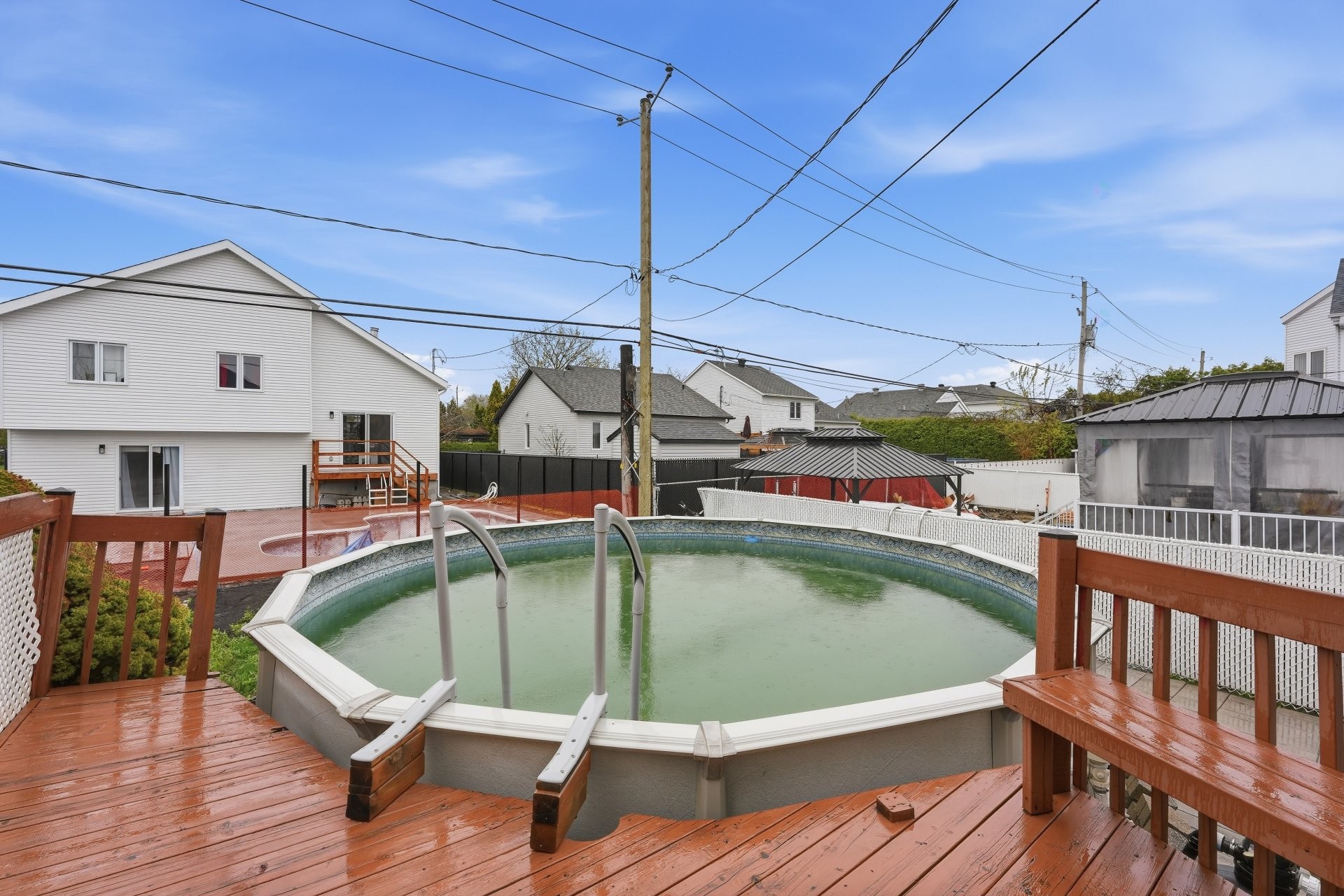 









960


Rue Basile-Routhier

,
Repentigny (Repentigny),




QC
J5Y3V2

