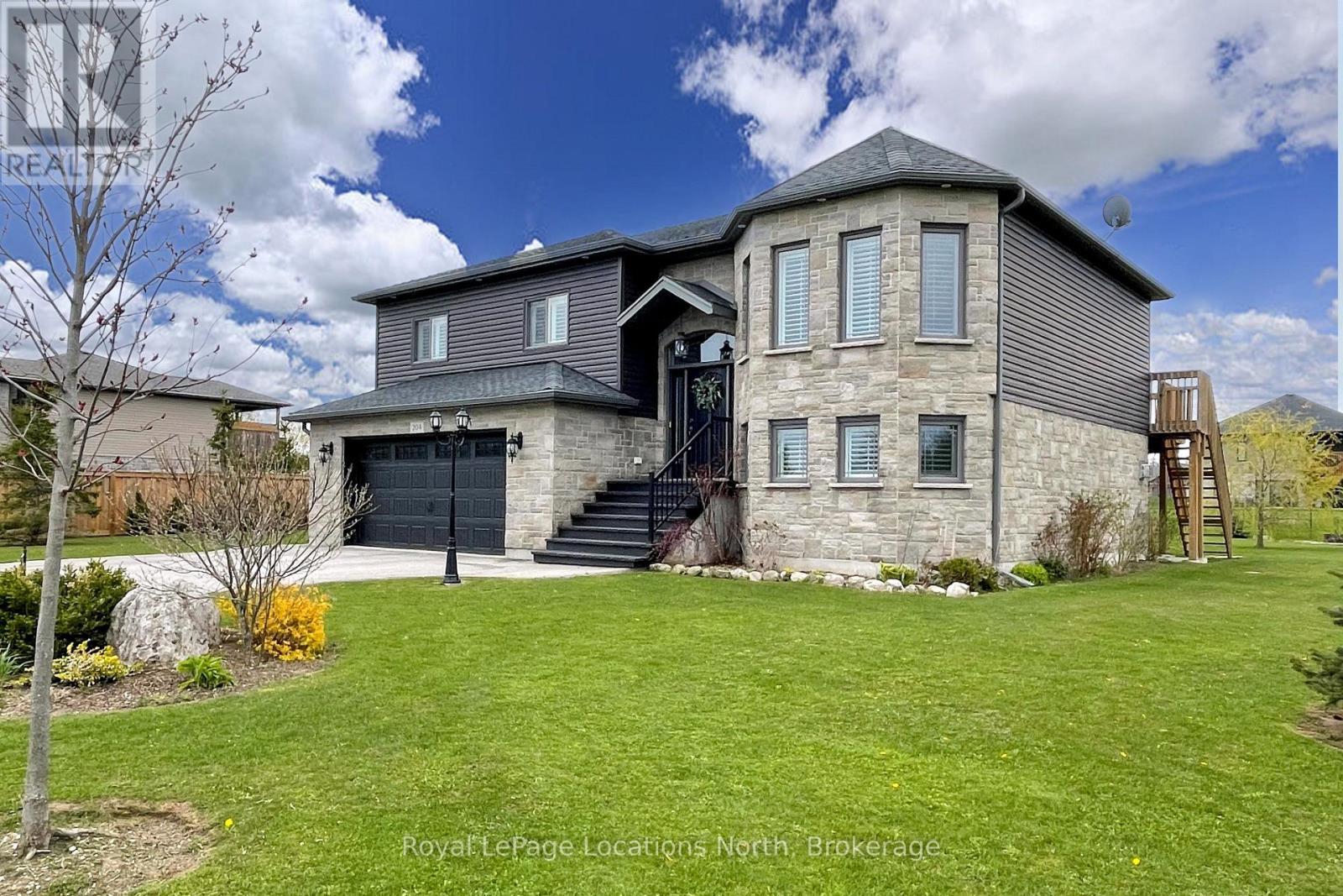 












204 MACTAY DRIVE

,
Chatsworth,




Ontario
N0G1H0

