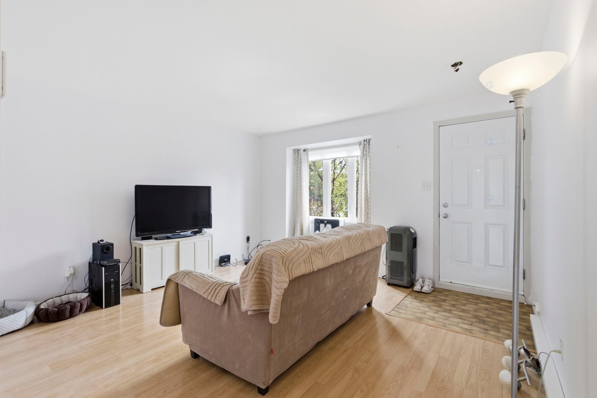 









1419

 - 1423


Rue Lacoste

,
Longueuil (Le Vieux-Longueuil),




QC
J4G2G4

