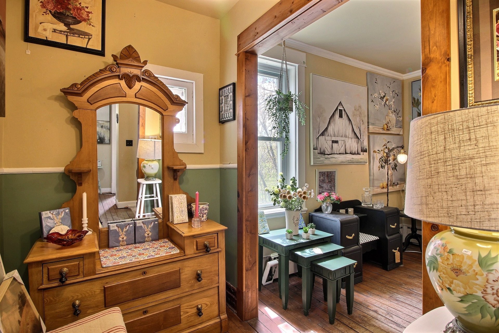 









588


Rue Notre-Dame

,
Montebello,




QC
J0V1L0

