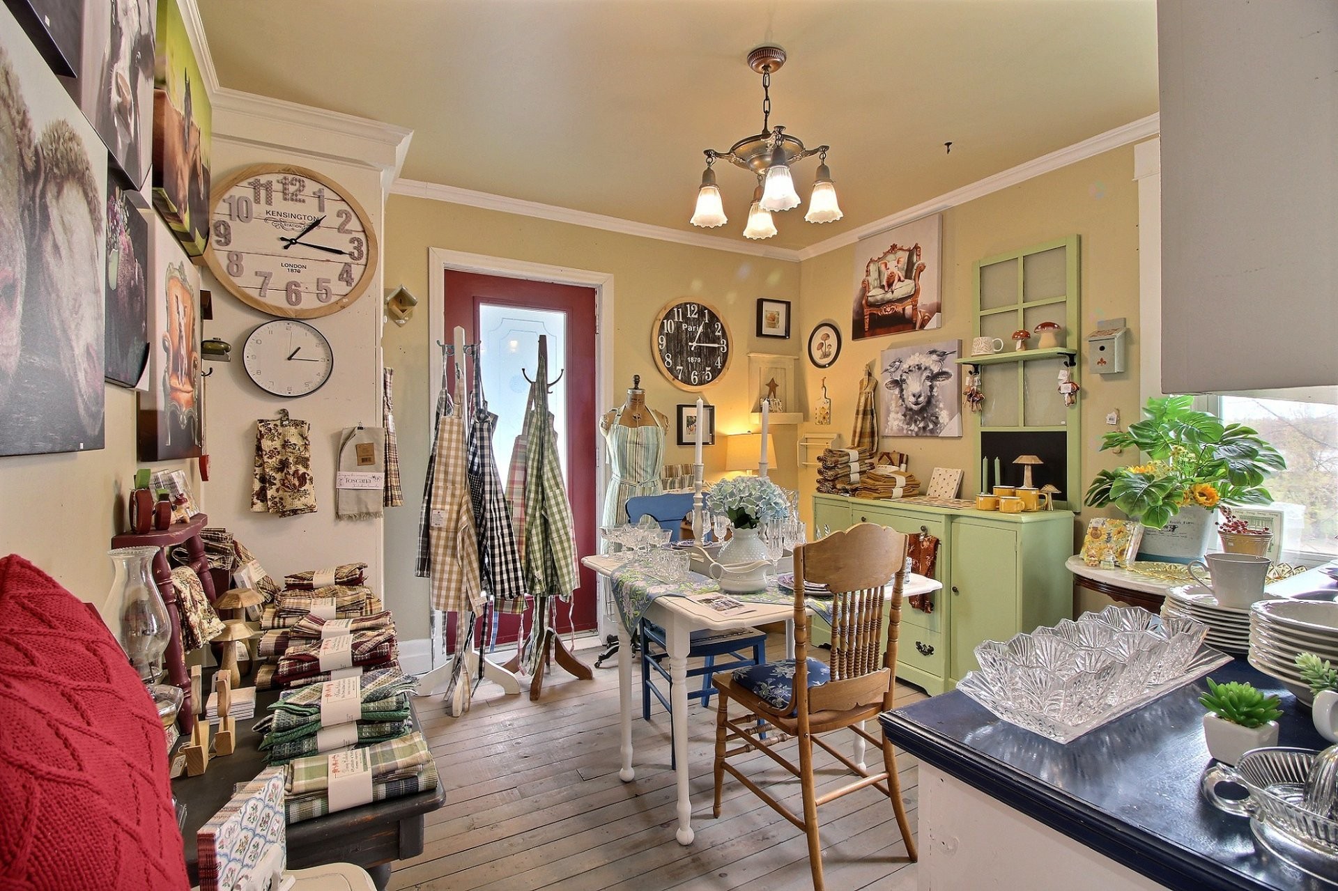 









588


Rue Notre-Dame

,
Montebello,




QC
J0V1L0

