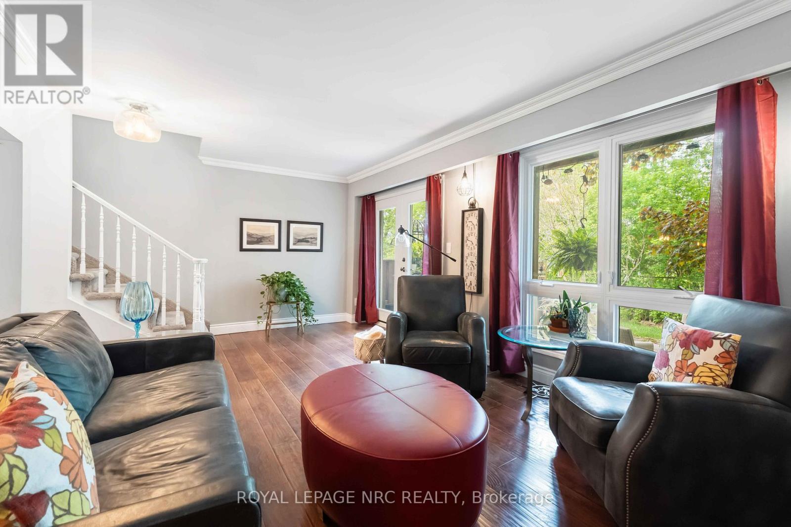 












40 - 122 LAKESHORE ROAD

,
St. Catharines (Lakeport),




Ontario
L2N6N6

