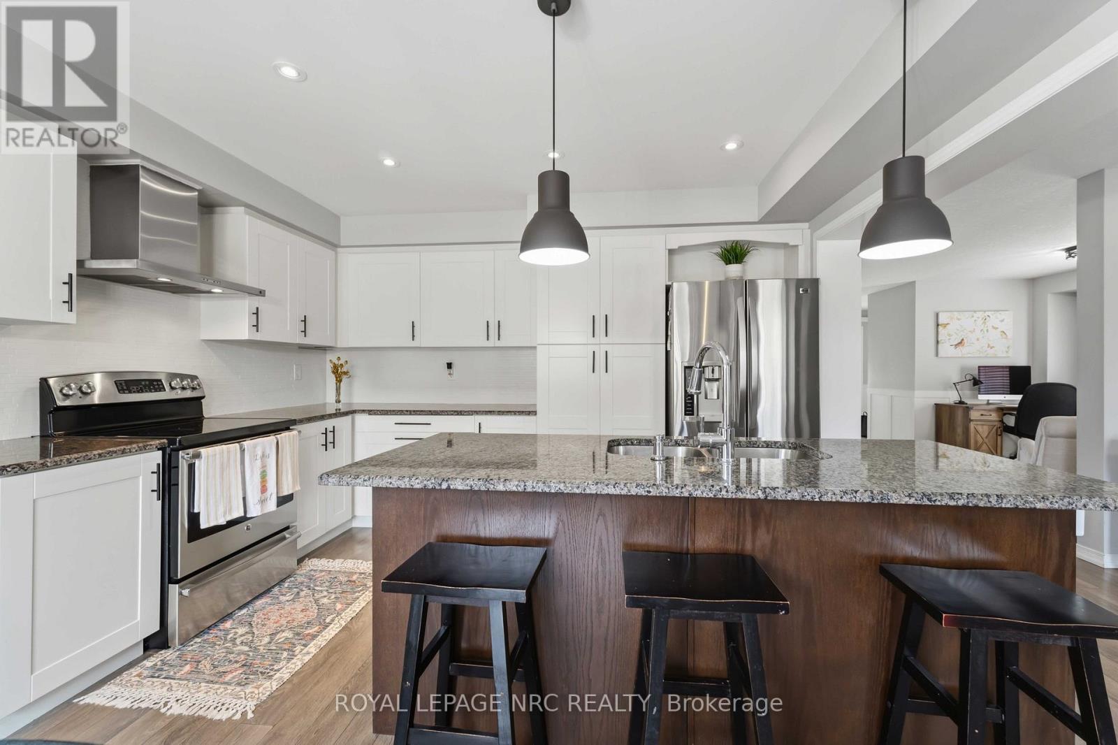 












8769 DOGWOOD CRESCENT

,
Niagara Falls (Brown),




Ontario
L2H2Y6

