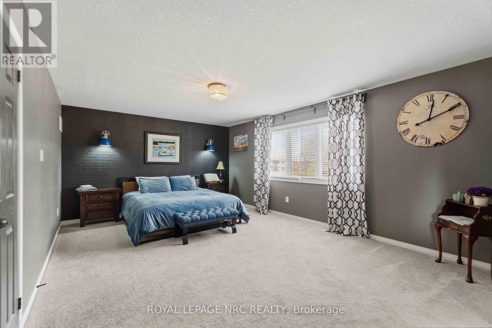 












8769 DOGWOOD CRESCENT

,
Niagara Falls (Brown),




Ontario
L2H2Y6

