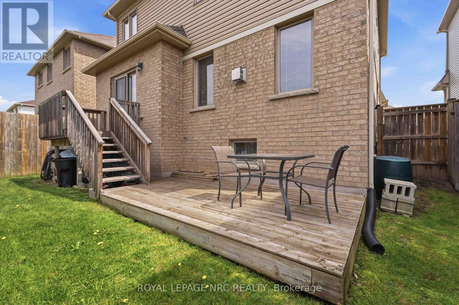 












8769 DOGWOOD CRESCENT

,
Niagara Falls (Brown),




Ontario
L2H2Y6

