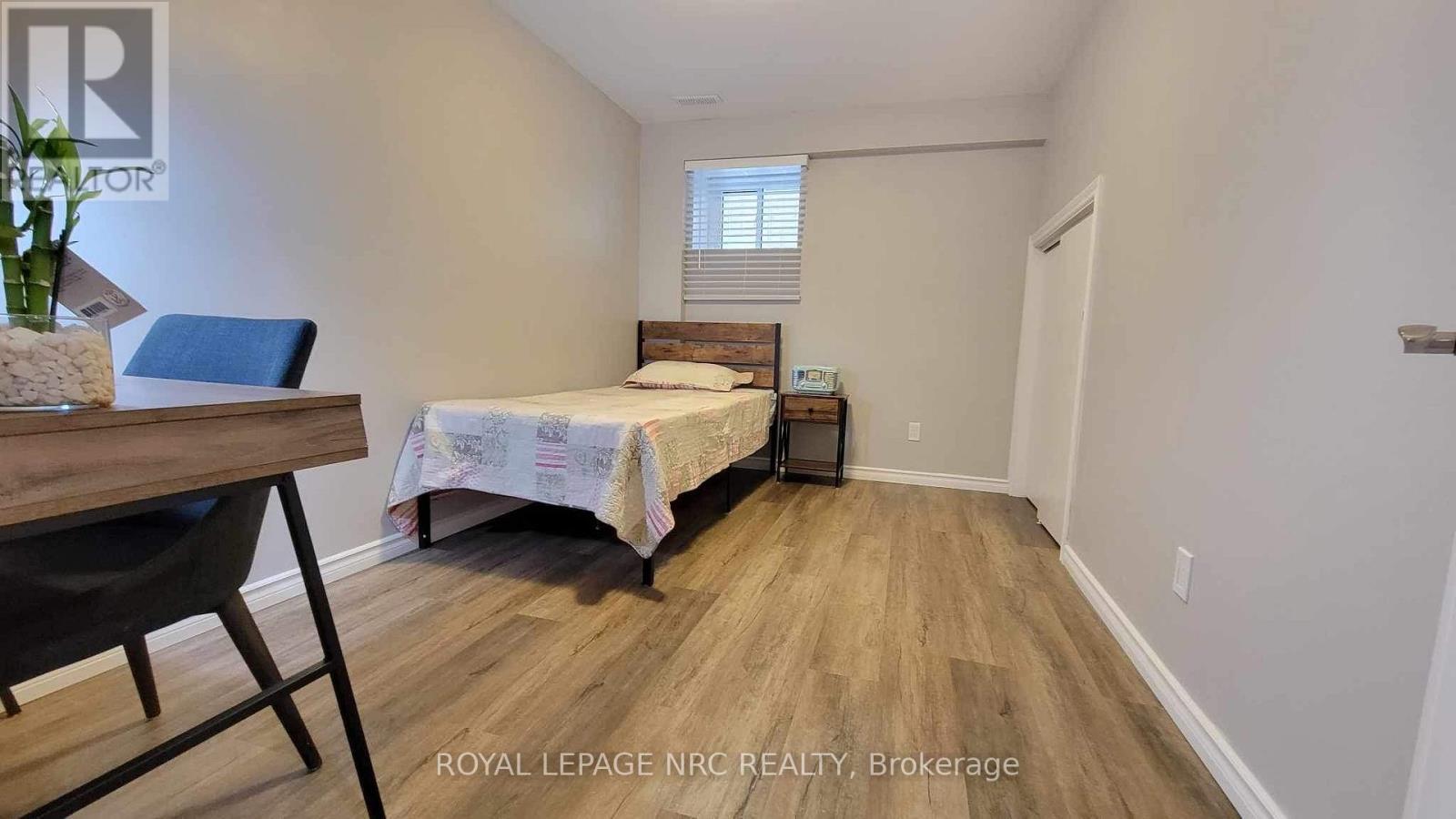 












8769 DOGWOOD CRESCENT

,
Niagara Falls (Brown),




Ontario
L2H2Y6

