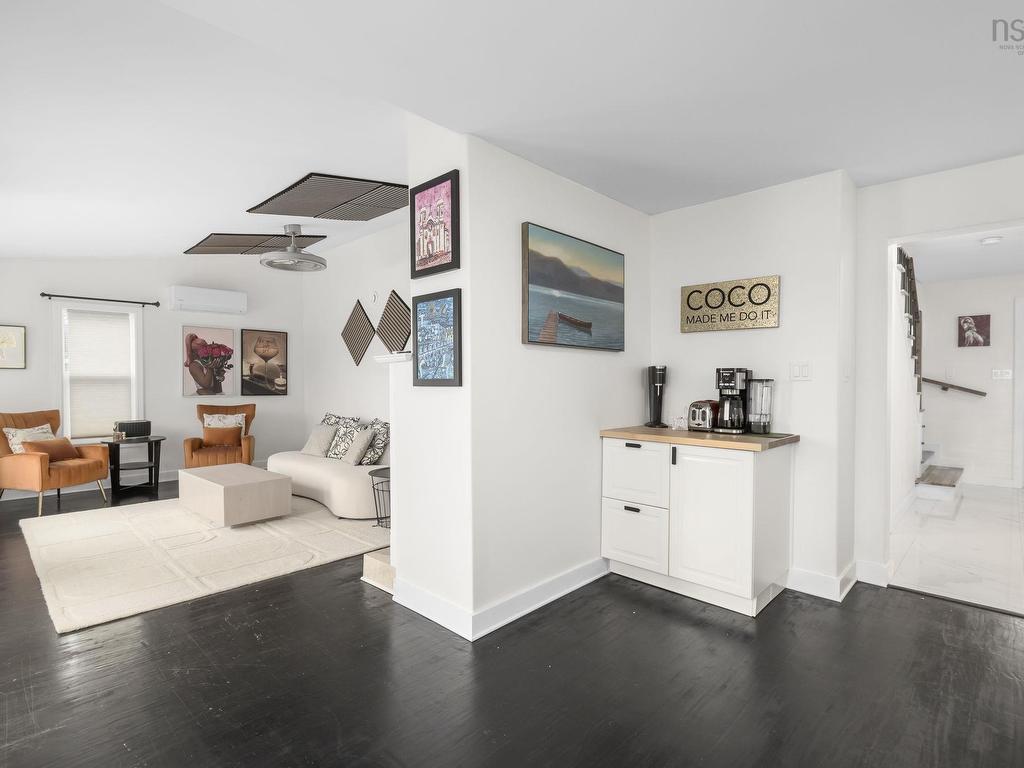 












26 Governors Lake Drive

,
Timberlea,




NS
B3T 1N2

