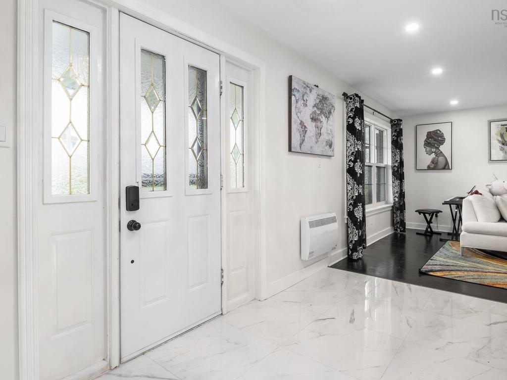 












26 Governors Lake Drive

,
Timberlea,




NS
B3T 1N2

