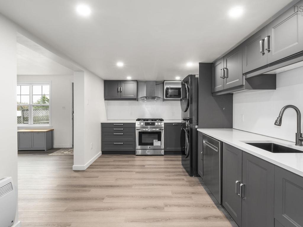












26 Governors Lake Drive

,
Timberlea,




NS
B3T 1N2

