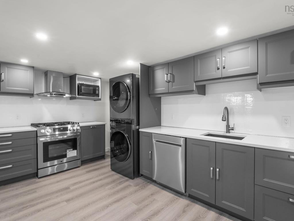 












26 Governors Lake Drive

,
Timberlea,




NS
B3T 1N2

