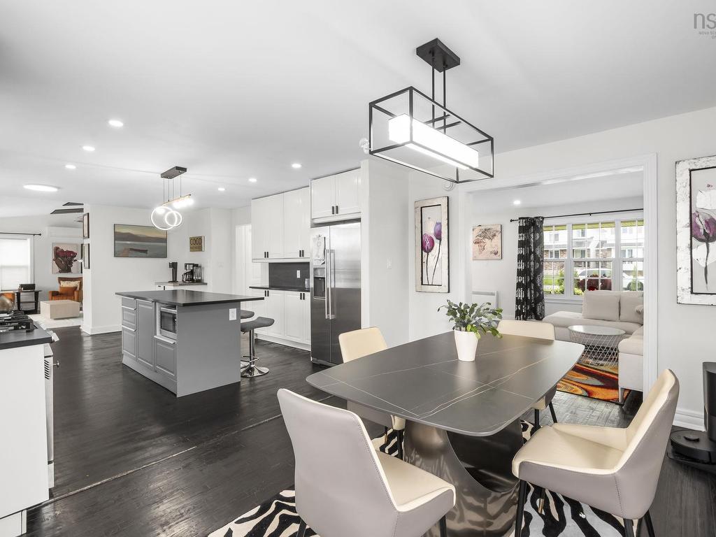 












26 Governors Lake Drive

,
Timberlea,




NS
B3T 1N2

