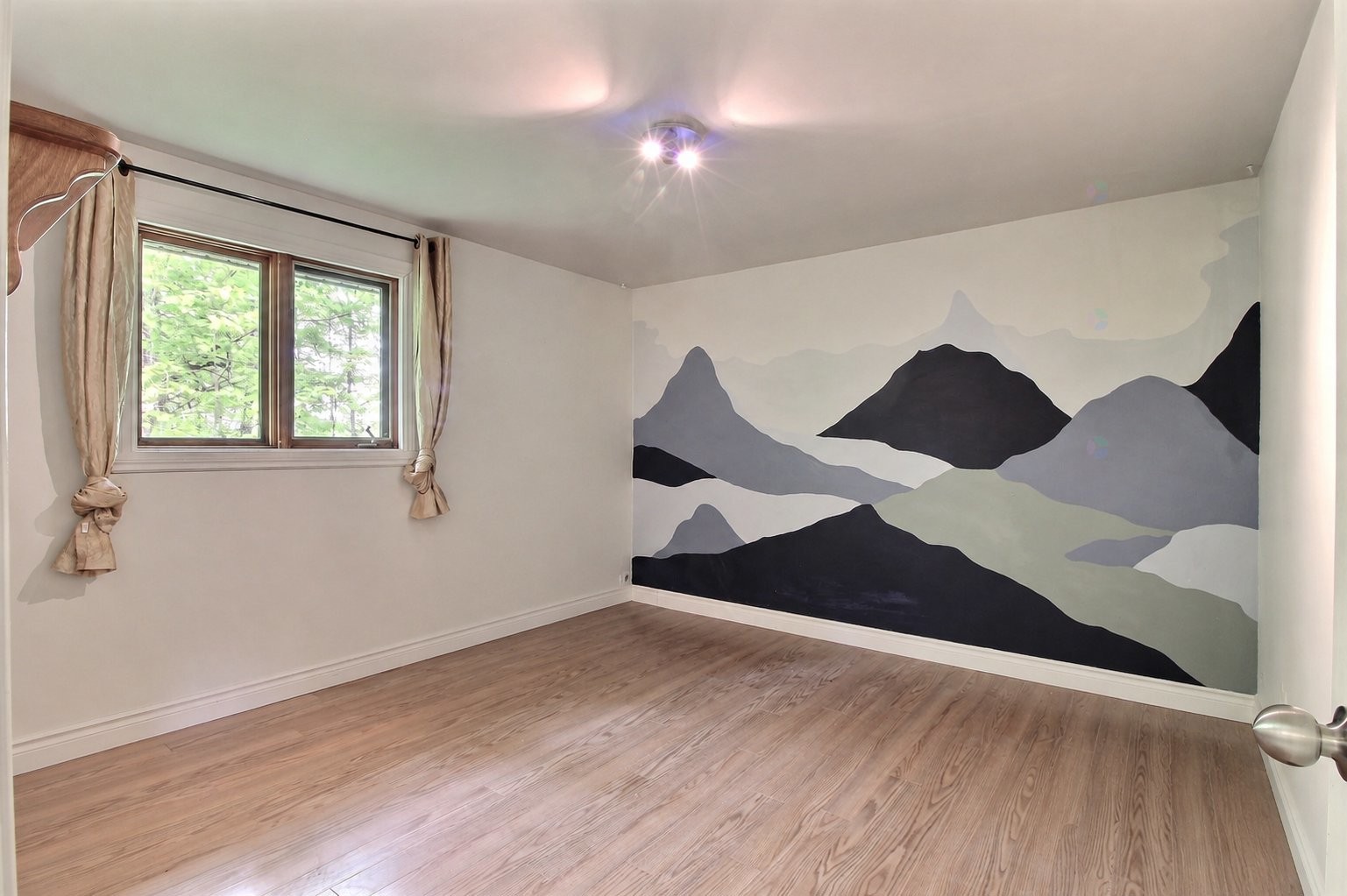 









1251


Rg Ste-Madeleine

,
Notre-Dame-de-la-Paix,




QC
J0V1P0

