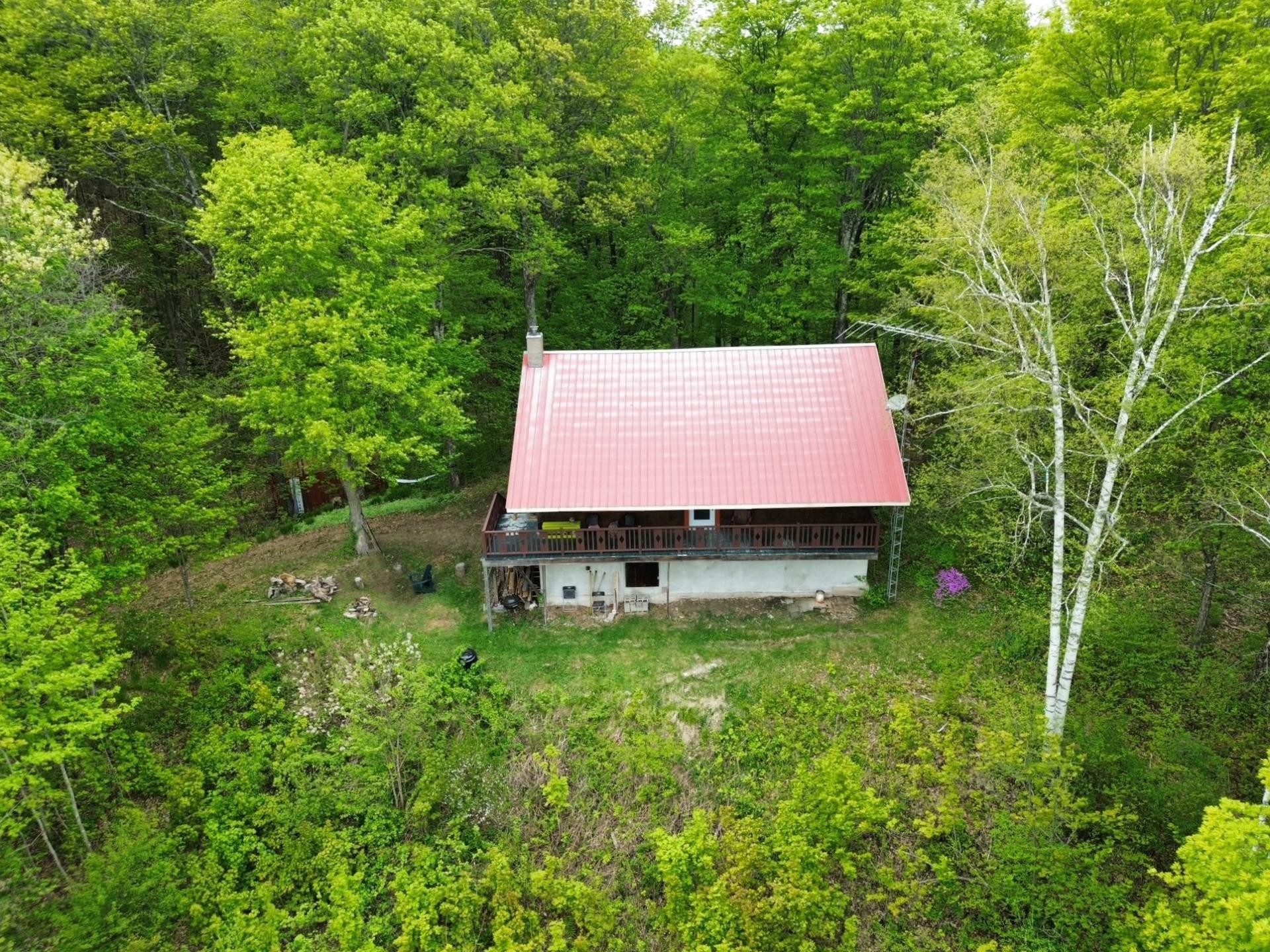 









1251


Rg Ste-Madeleine

,
Notre-Dame-de-la-Paix,




QC
J0V1P0

