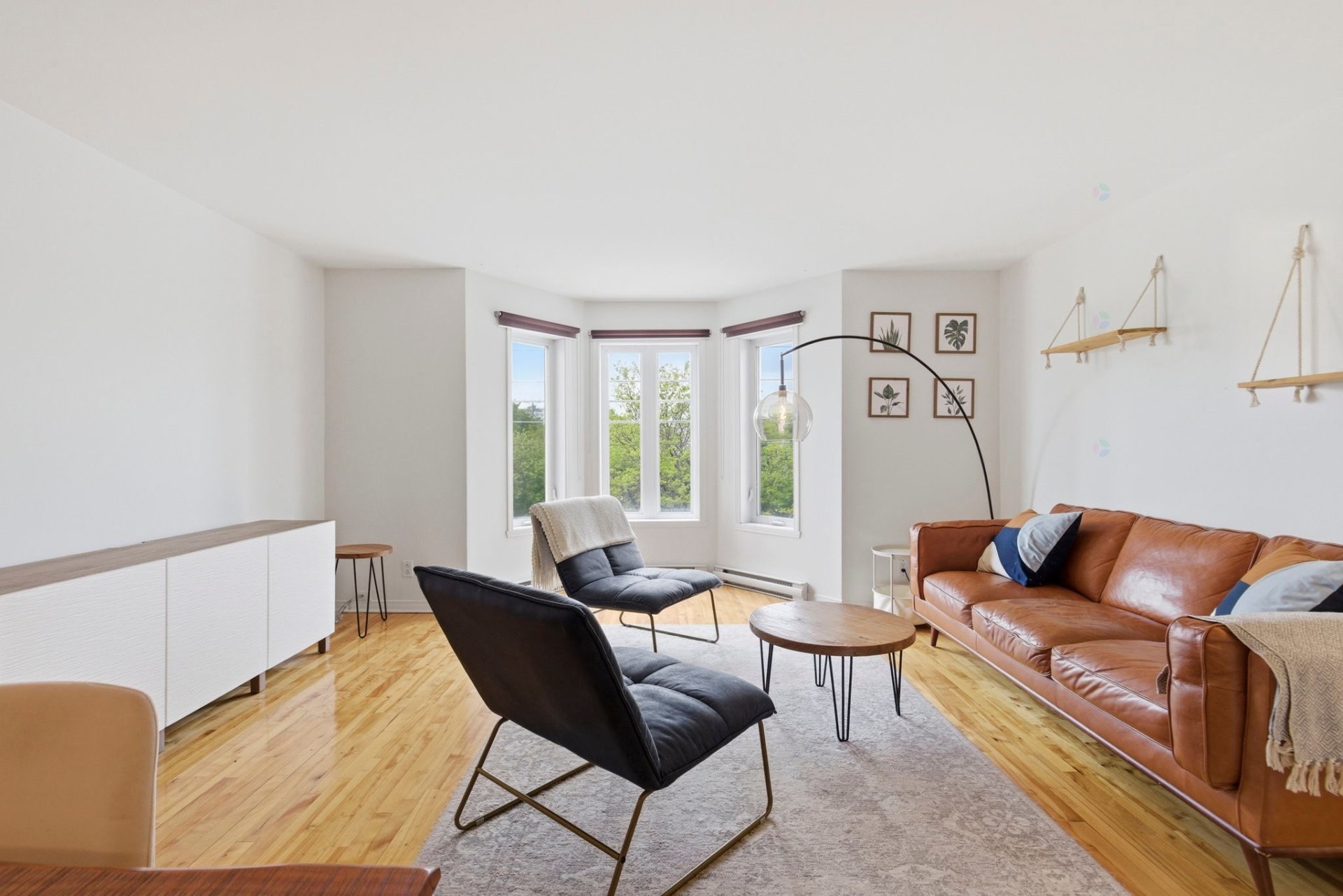 









1310


Rue Jarry E.

, 5,
Montréal (Villeray/Saint-Michel/Parc-Extension),




QC
H2E1A4

