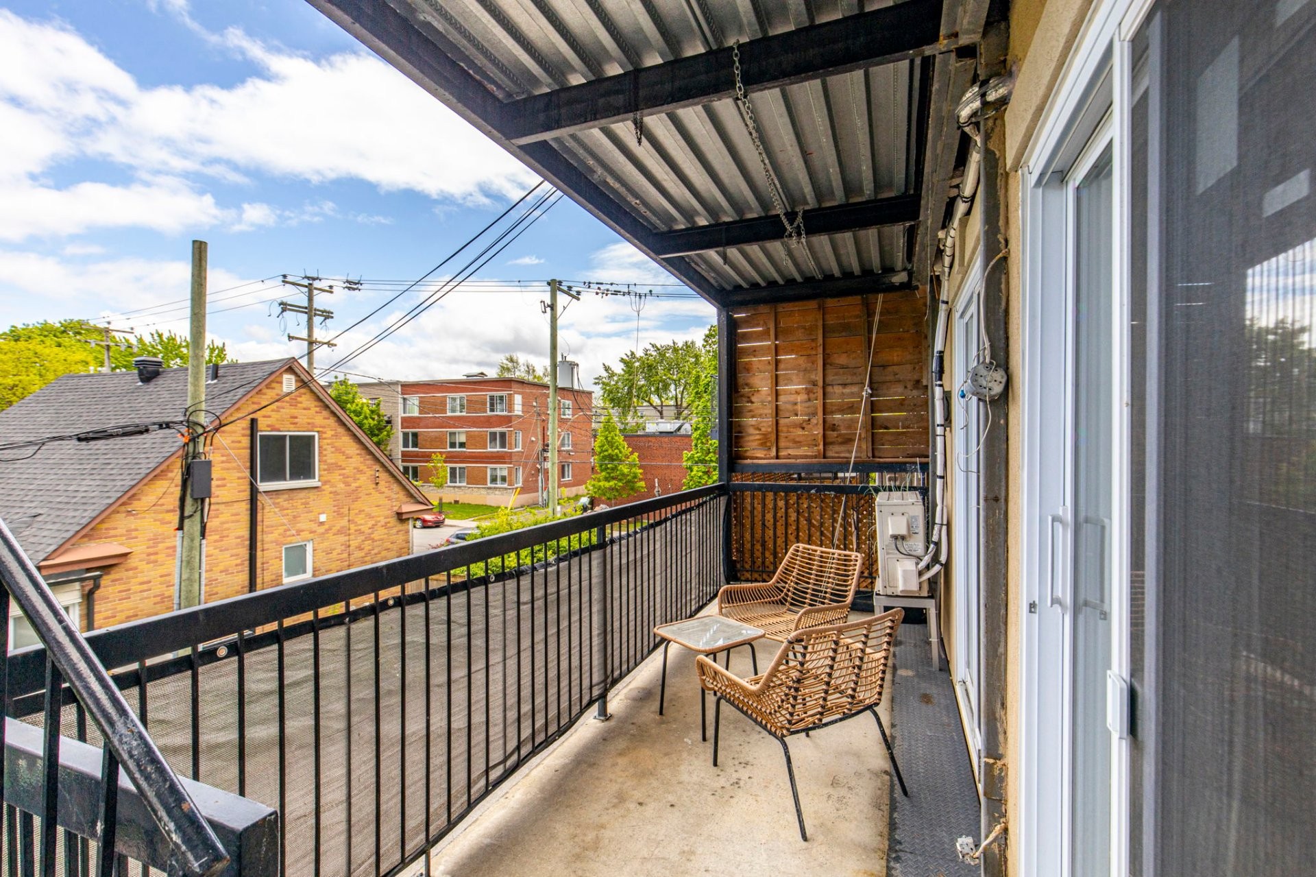 









1310


Rue Jarry E.

, 5,
Montréal (Villeray/Saint-Michel/Parc-Extension),




QC
H2E1A4

