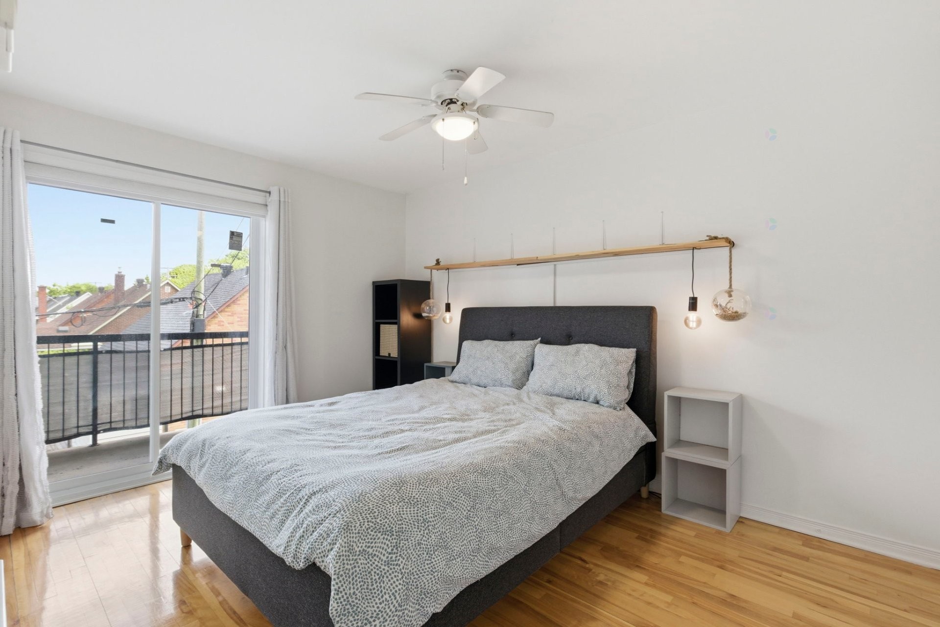 









1310


Rue Jarry E.

, 5,
Montréal (Villeray/Saint-Michel/Parc-Extension),




QC
H2E1A4

