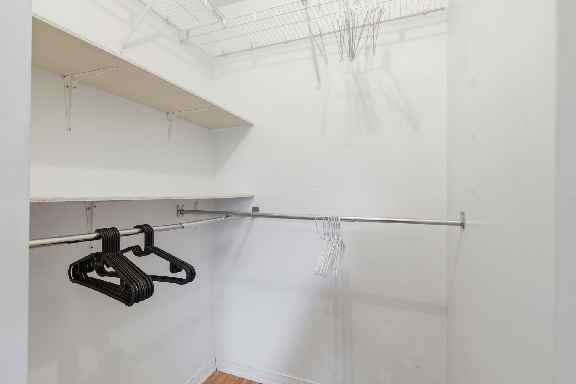 









1310


Rue Jarry E.

, 5,
Montréal (Villeray/Saint-Michel/Parc-Extension),




QC
H2E1A4

