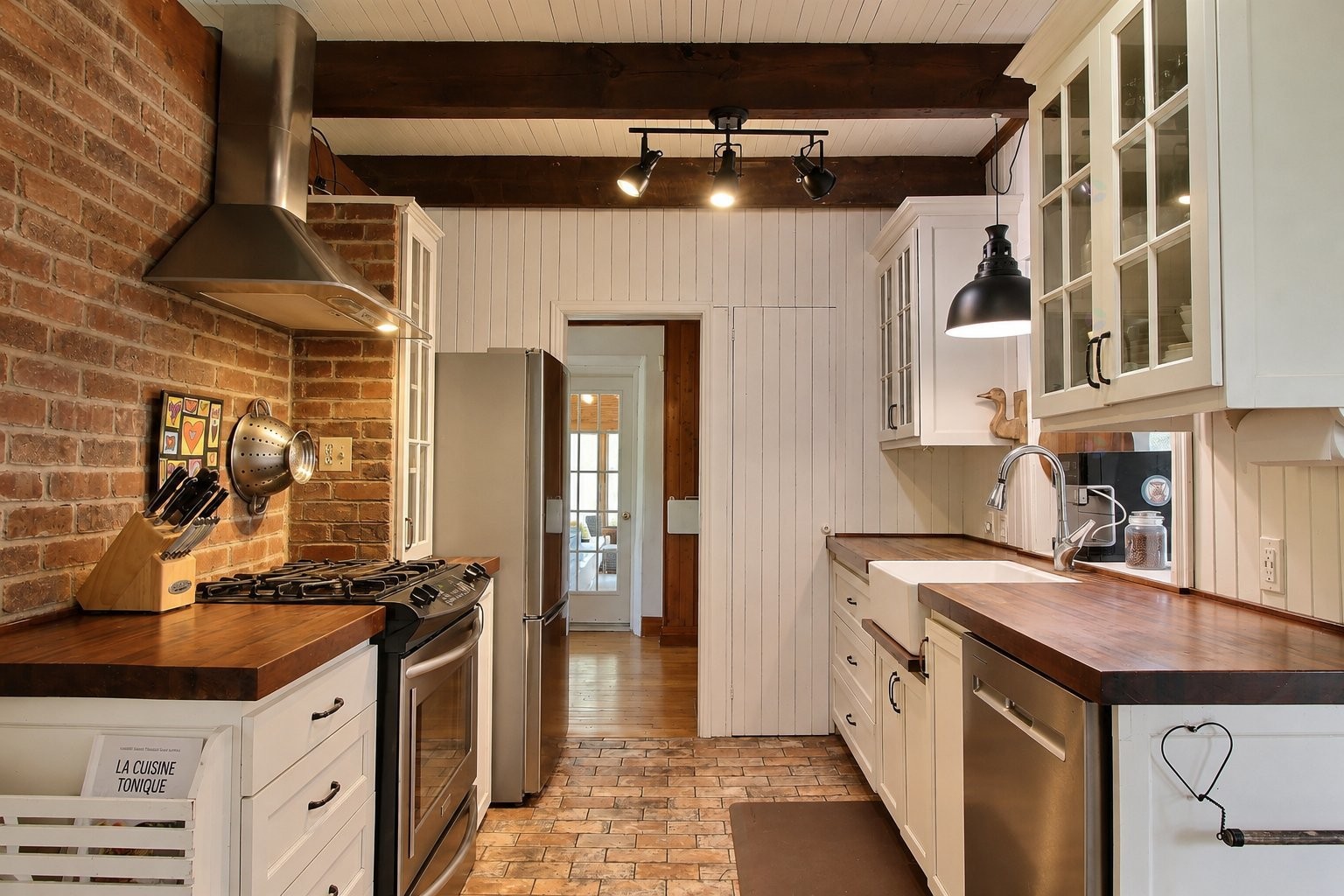 









583


Rg St-Denis

,
Saint-André-Avellin,




QC
J0V1W0

