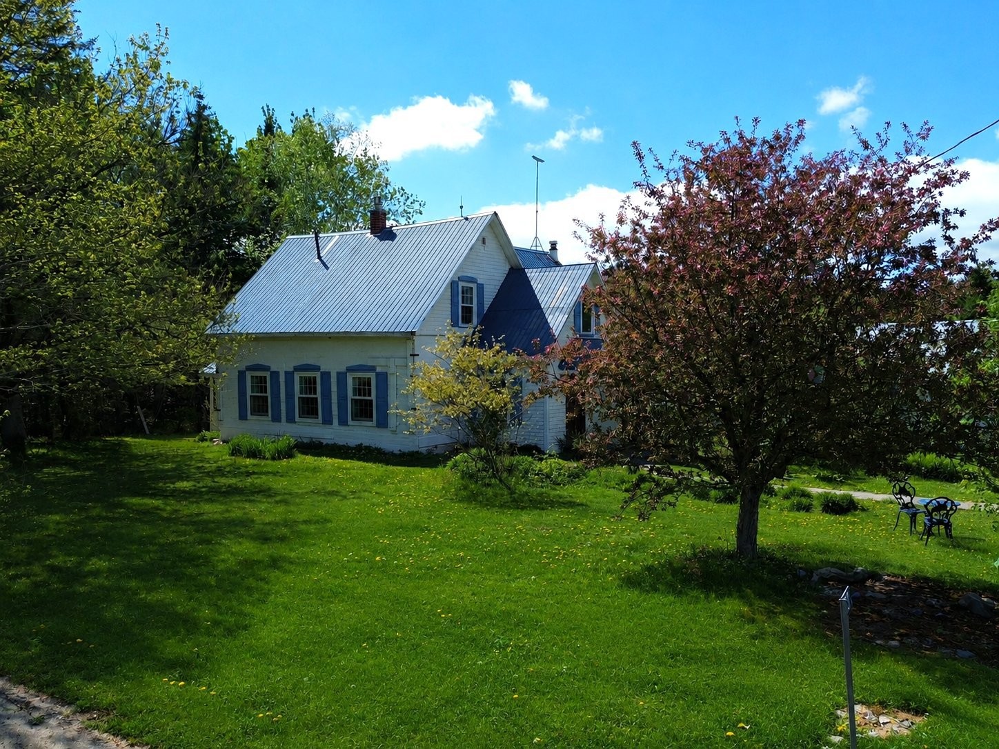 









583


Rg St-Denis

,
Saint-André-Avellin,




QC
J0V1W0

