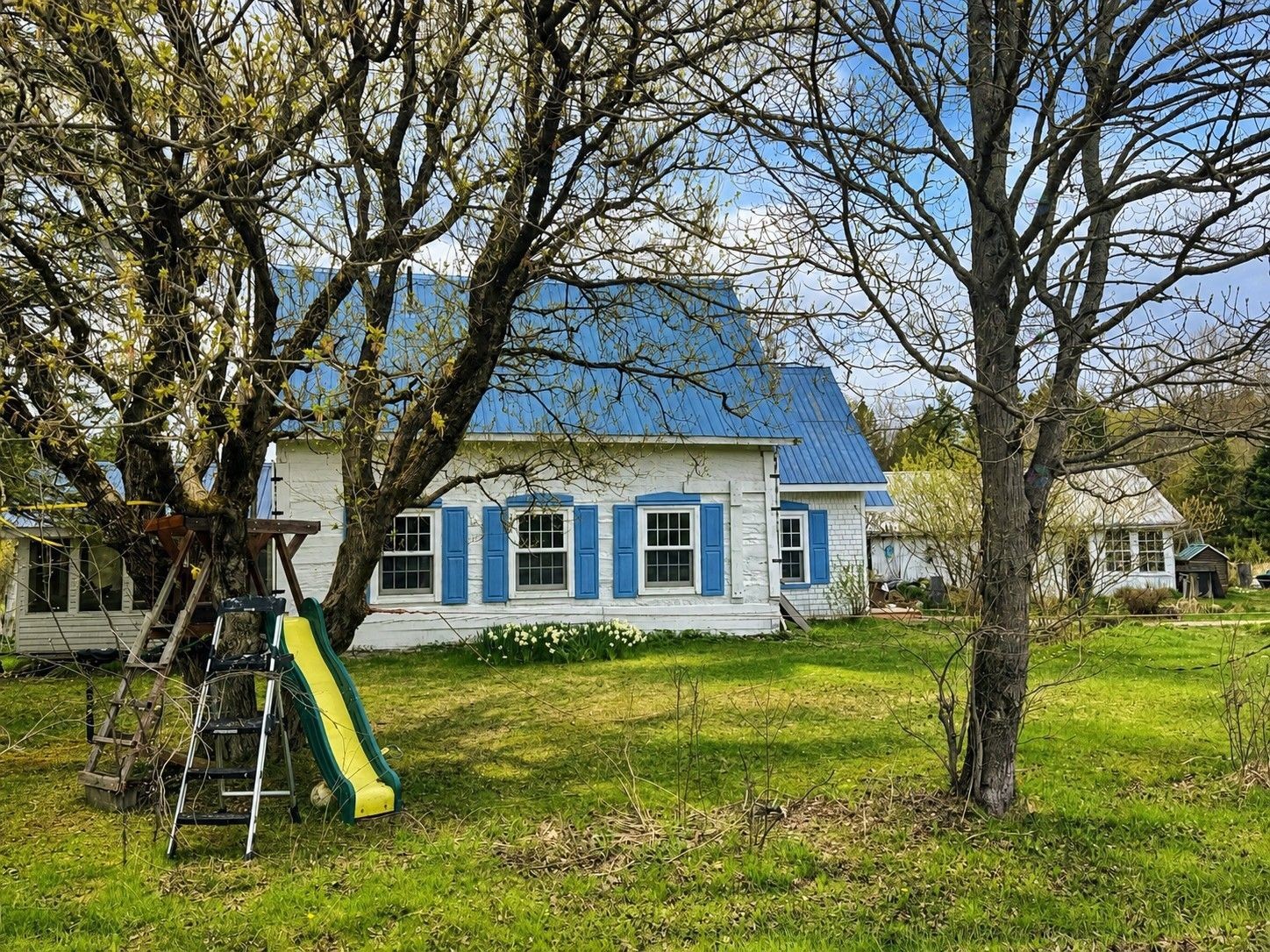 









583


Rg St-Denis

,
Saint-André-Avellin,




QC
J0V1W0

