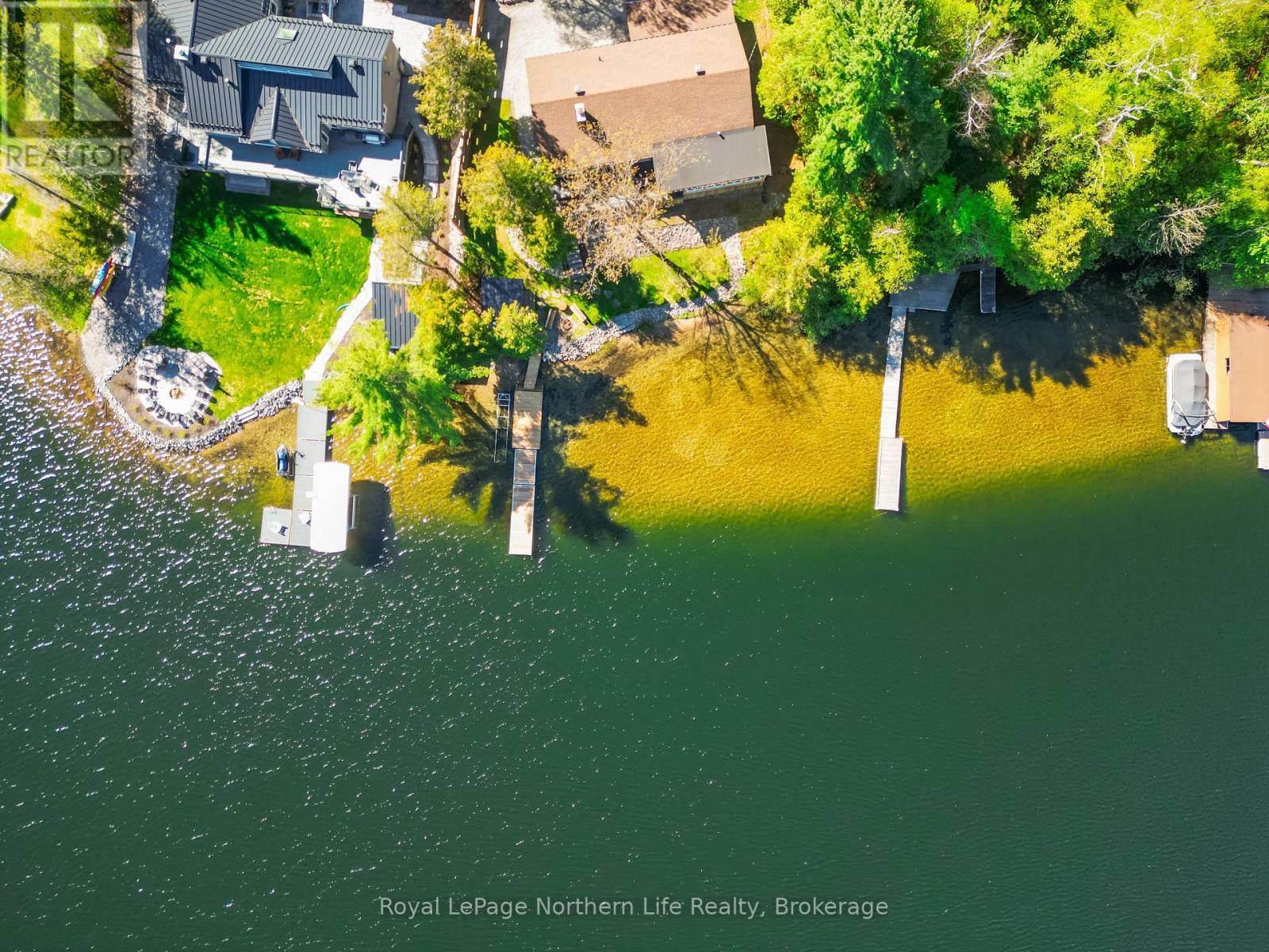 












131 WEST PENINSULA ROAD

,
North Bay (Birchaven),




Ontario
P1B8G4

