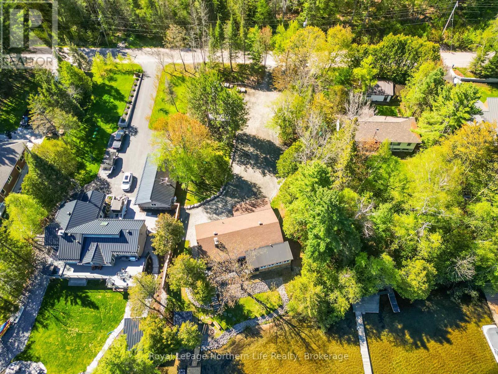 












131 WEST PENINSULA ROAD

,
North Bay (Birchaven),




Ontario
P1B8G4

