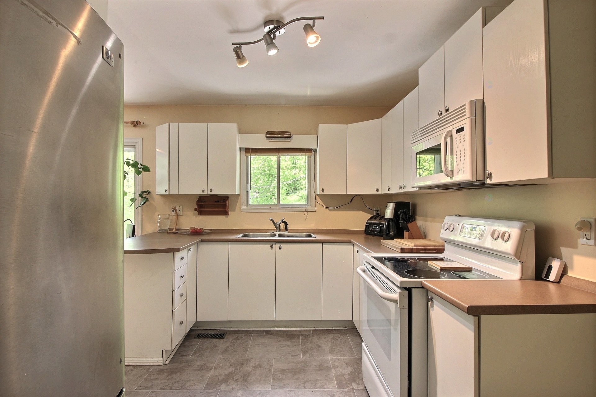 









109


Ch. du Lac-Louisa S.

,
Wentworth,




QC
J8H0C6

