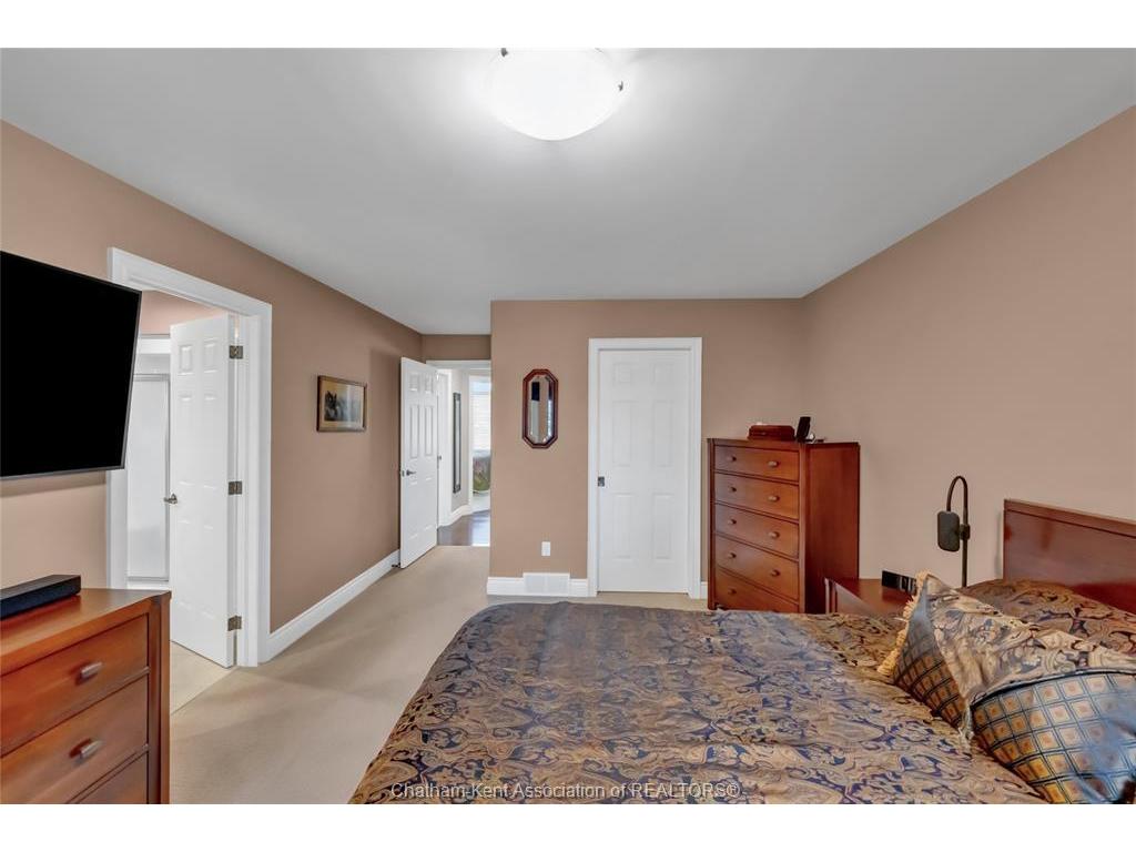 









19


Stonegate

Walk,
Chatham,




ON
N7M 0A3

