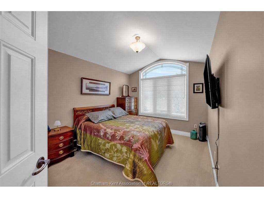 









19


Stonegate

Walk,
Chatham,




ON
N7M 0A3

