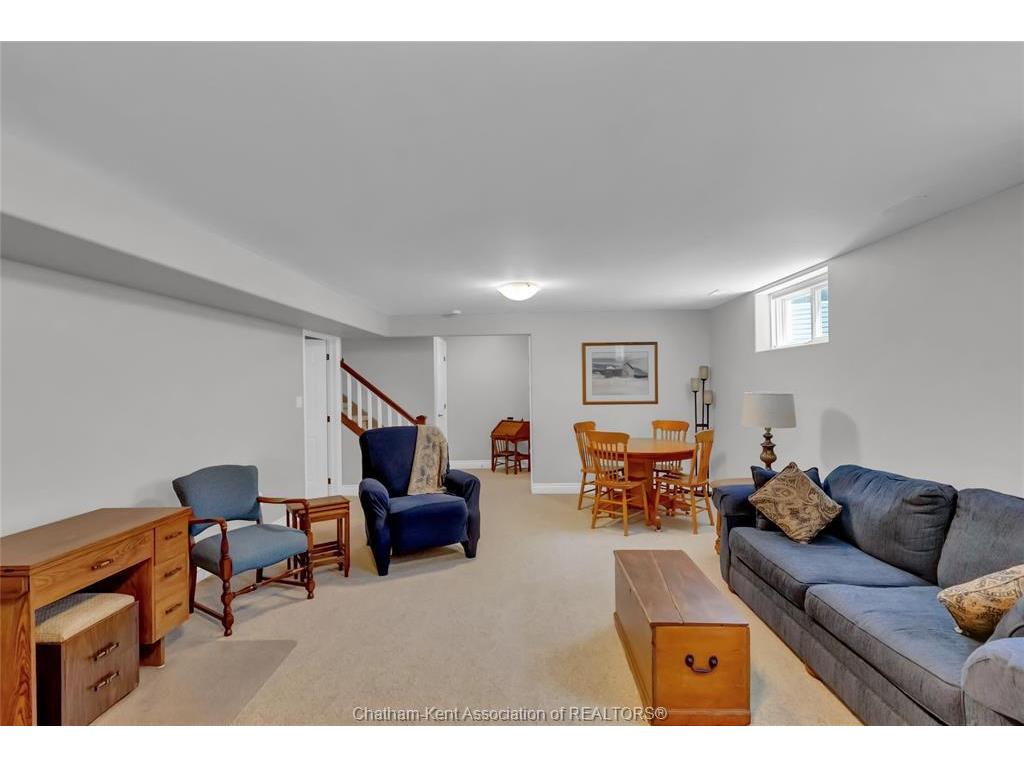 









19


Stonegate

Walk,
Chatham,




ON
N7M 0A3

