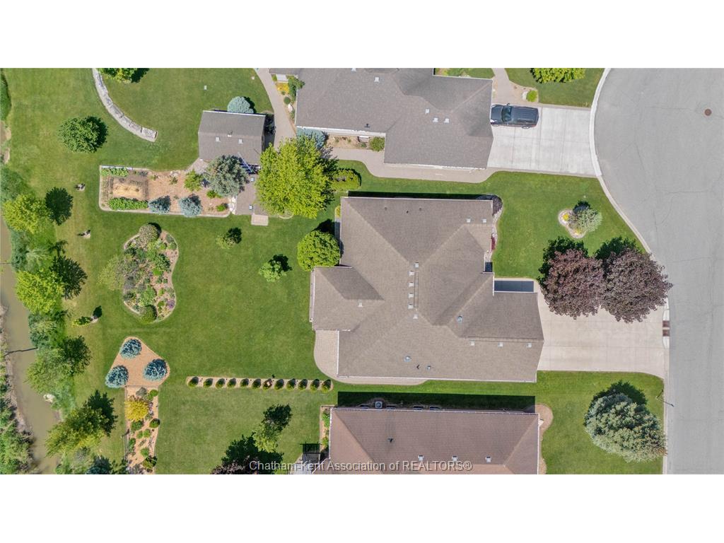 









19


Stonegate

Walk,
Chatham,




ON
N7M 0A3

