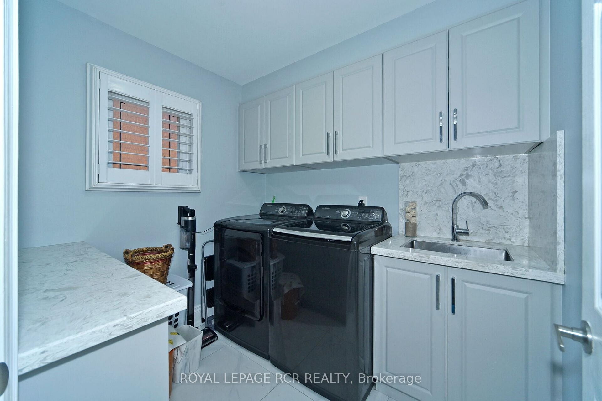 









3


Jackman

Crescent,
Vaughan,




ON
L4L 6P3

