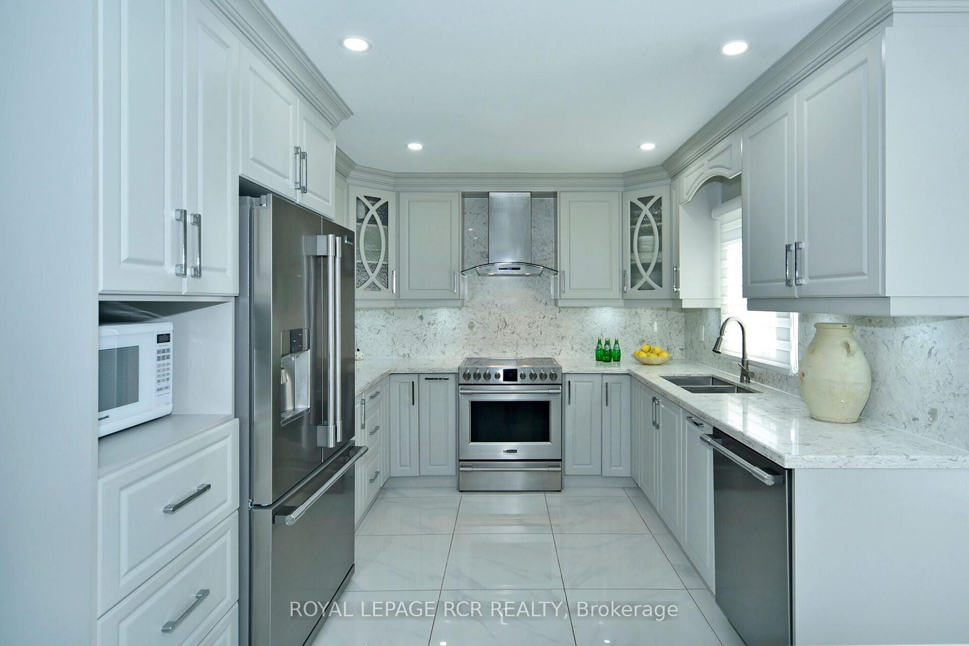 









3


Jackman

Crescent,
Vaughan,




ON
L4L 6P3


