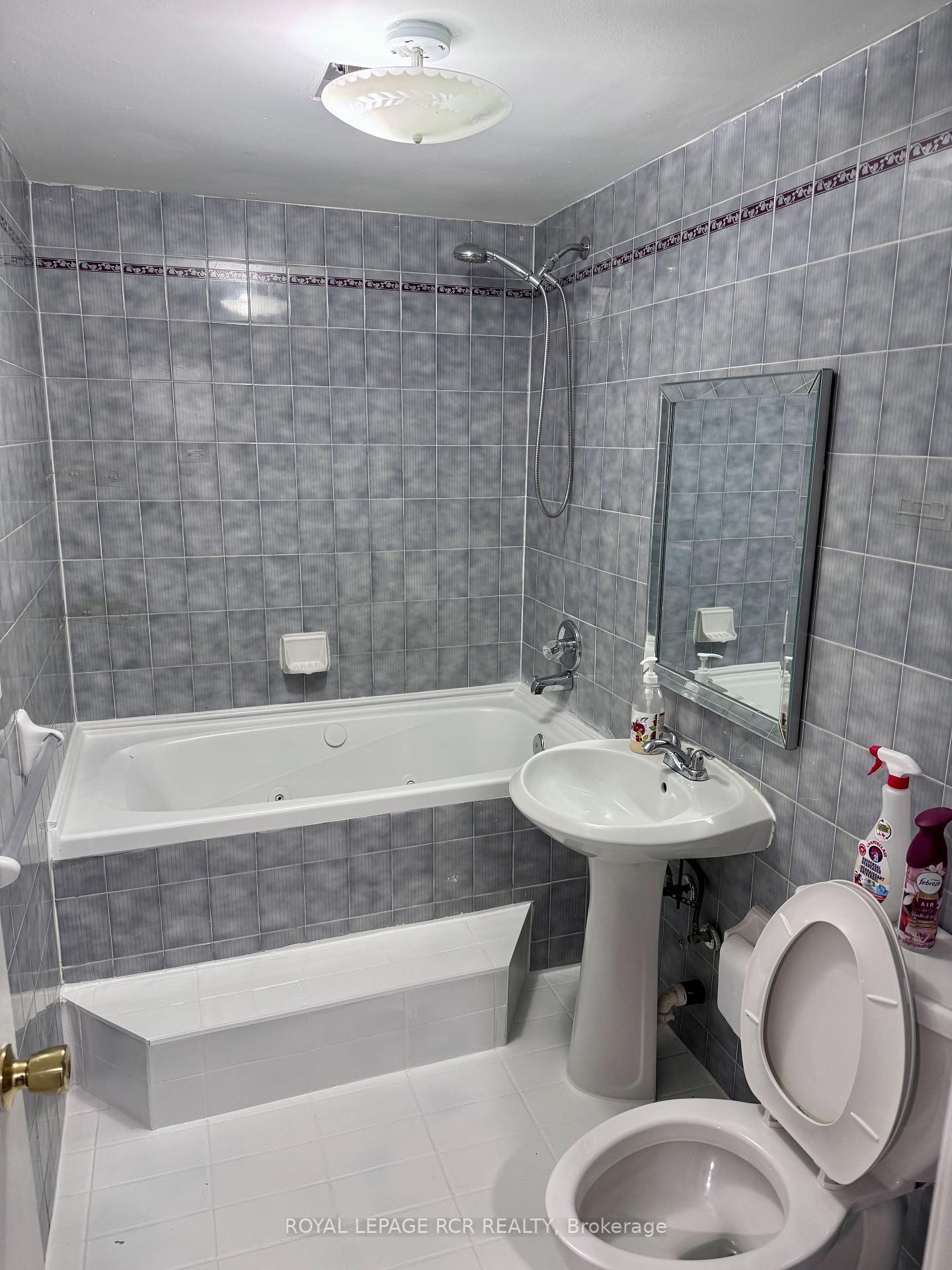 









3


Jackman

Crescent,
Vaughan,




ON
L4L 6P3

