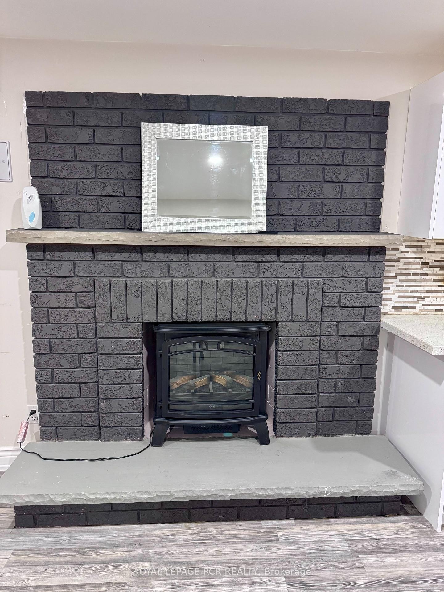 









3


Jackman

Crescent,
Vaughan,




ON
L4L 6P3

