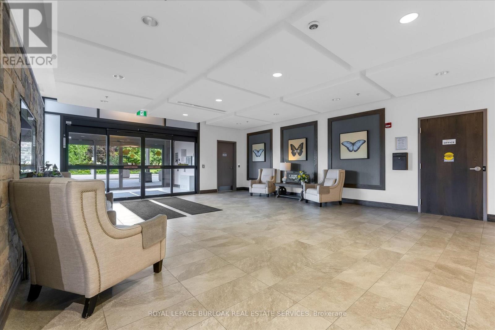 












113 - 3290 NEW STREET

,
Burlington,




Ontario
L7N1M8

