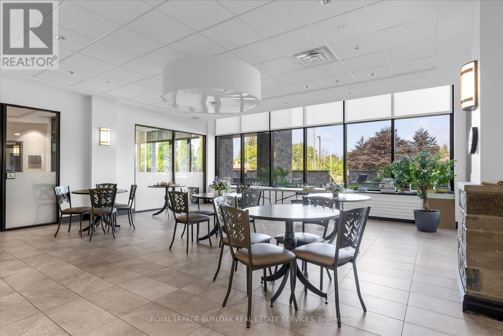 












113 - 3290 NEW STREET

,
Burlington,




Ontario
L7N1M8

