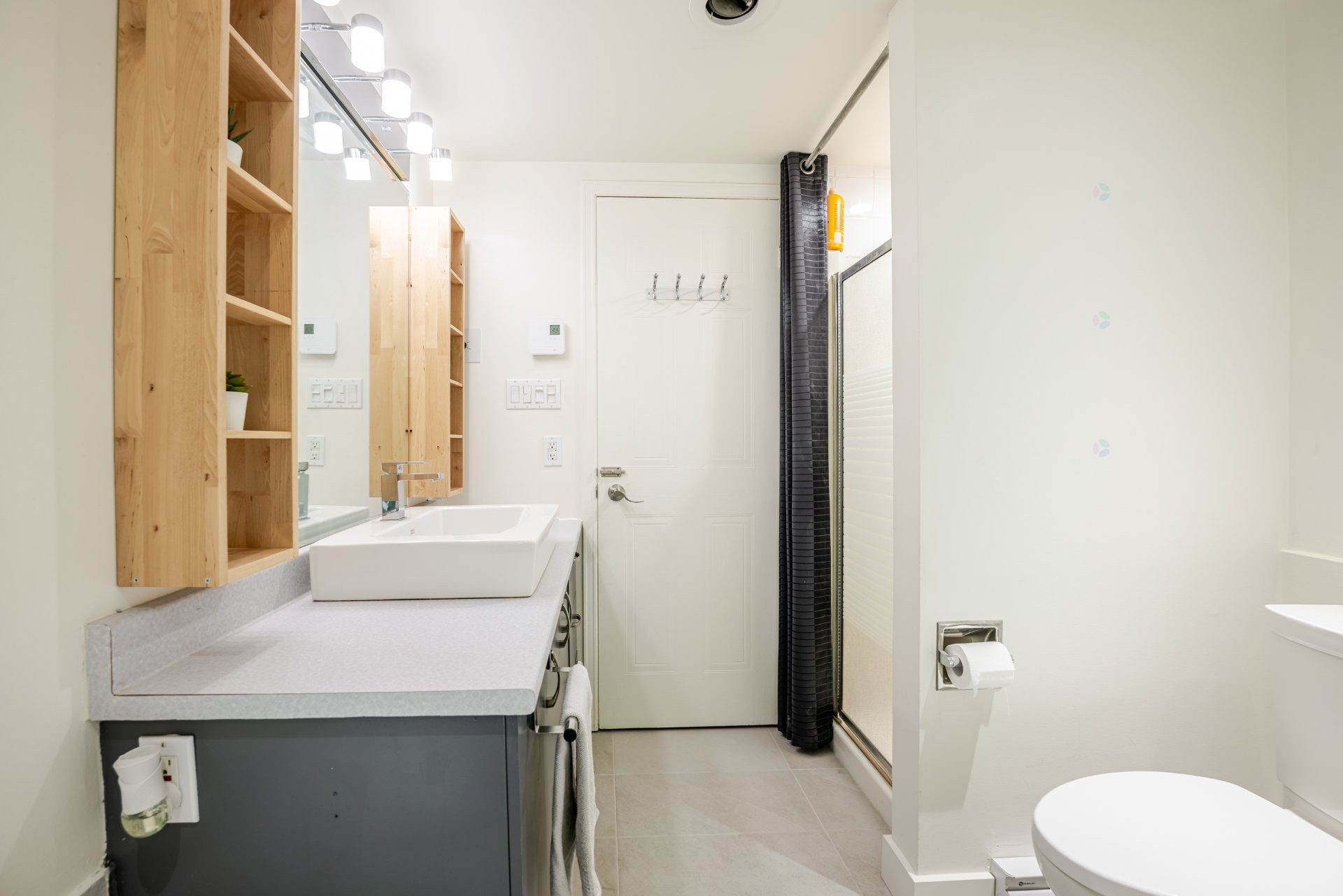 









6027


Rue Gabrielle-Roy

, 5,
Longueuil (Saint-Hubert),




QC
J3Y8Z9


